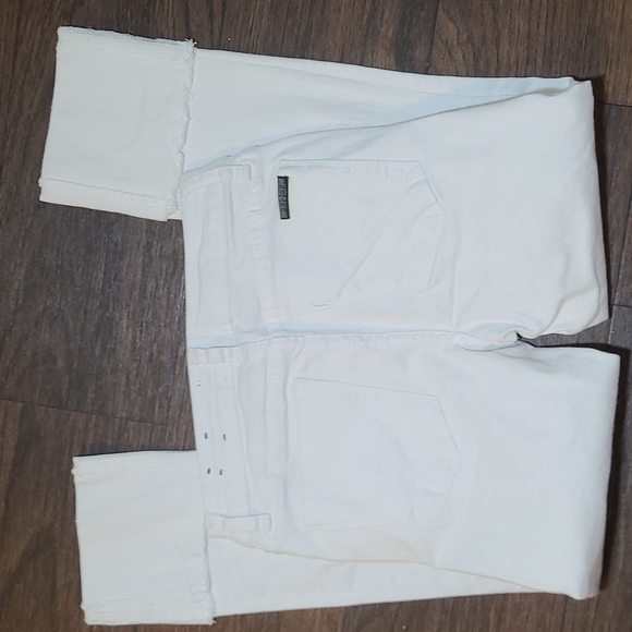 Hudson white jeans - Picture 7 of 9